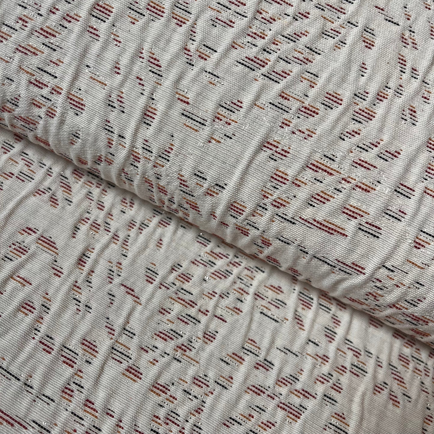 Tissu - Jacquard écru (coupon de 85cm)