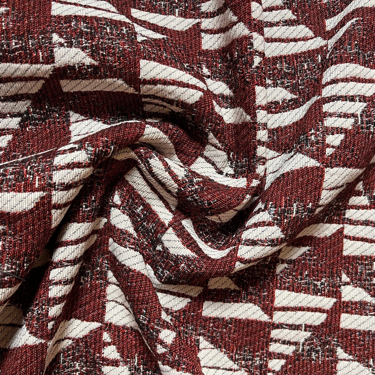 Tissu - Jacquard bordeau (par 10 cm)