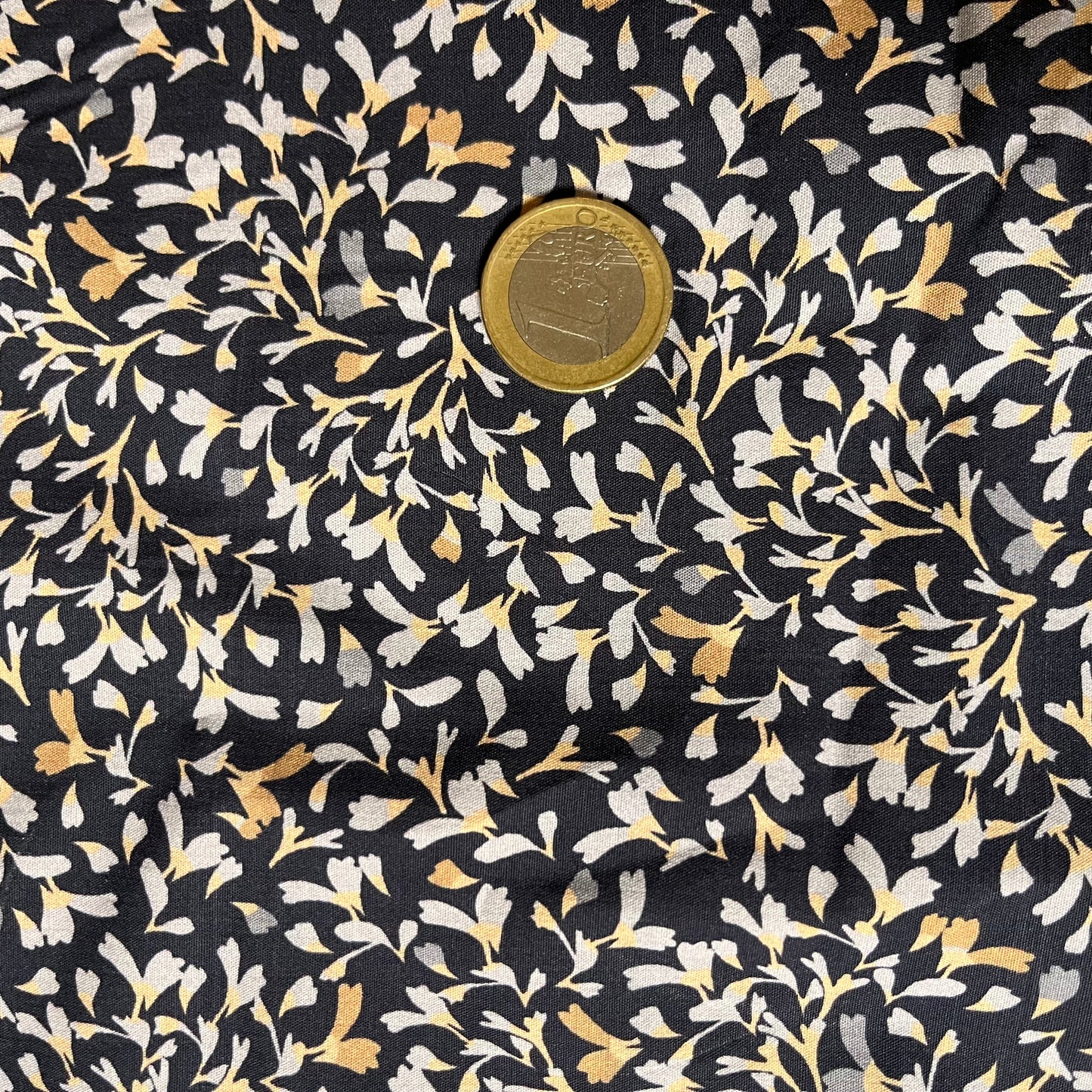 Tissu - Coton - Fleurs bleues (par 10 cm)