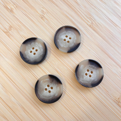 Boutons en résine beige et marron mate - 2,5 cm (à l’unité)