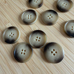 Boutons en résine sable et marron - 2 ou 2,5 cm (à l’unité) - Ma Petite Fabrique - Patrons de couture