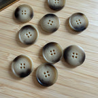 Boutons en résine sable et marron - 2 ou 2,5 cm (à l’unité) - Ma Petite Fabrique - Patrons de couture